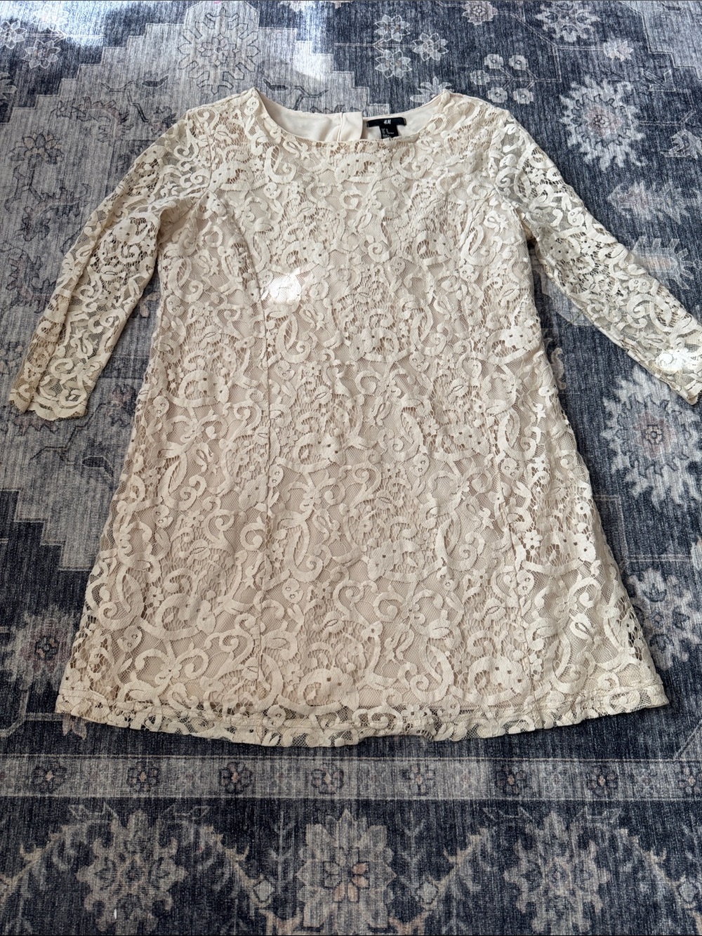 H&M Ivory Lace Mini Dress with Three-Quarter Sleeves